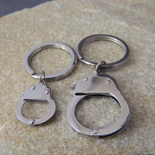 Couples Stainless Steel Handcuff Keychains